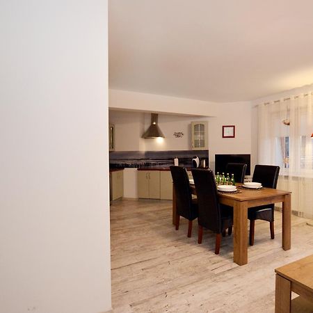 Apartament Przy Latarni Morskiej Kolobrzeg Exterior photo