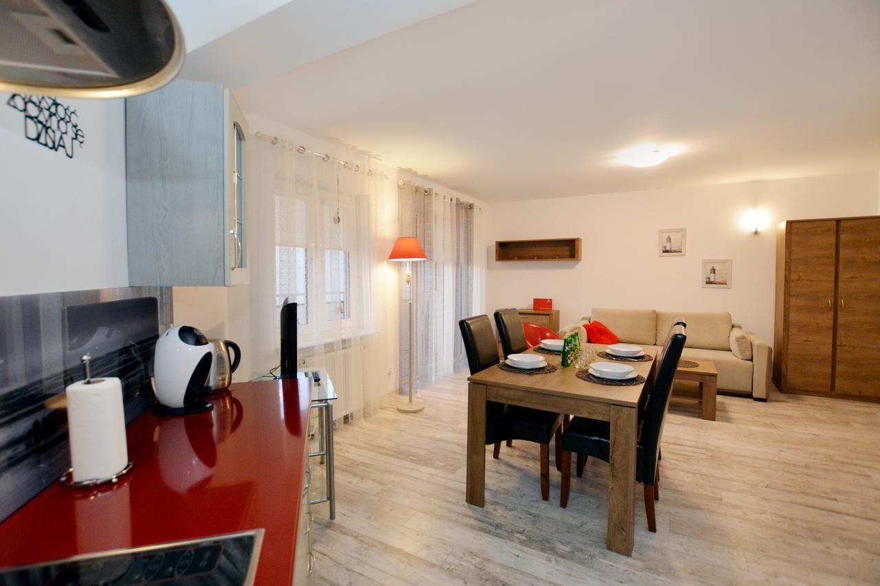 Apartament Przy Latarni Morskiej Kolobrzeg Exterior photo
